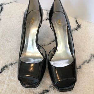 Black patent peep toe pumps heels by Mossimo